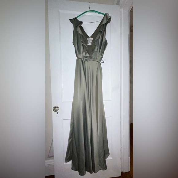 Anthropologie / BHLDN Tansy Satin Maxi Dress in color Moss, Size US 18W - Picture 9 of 11